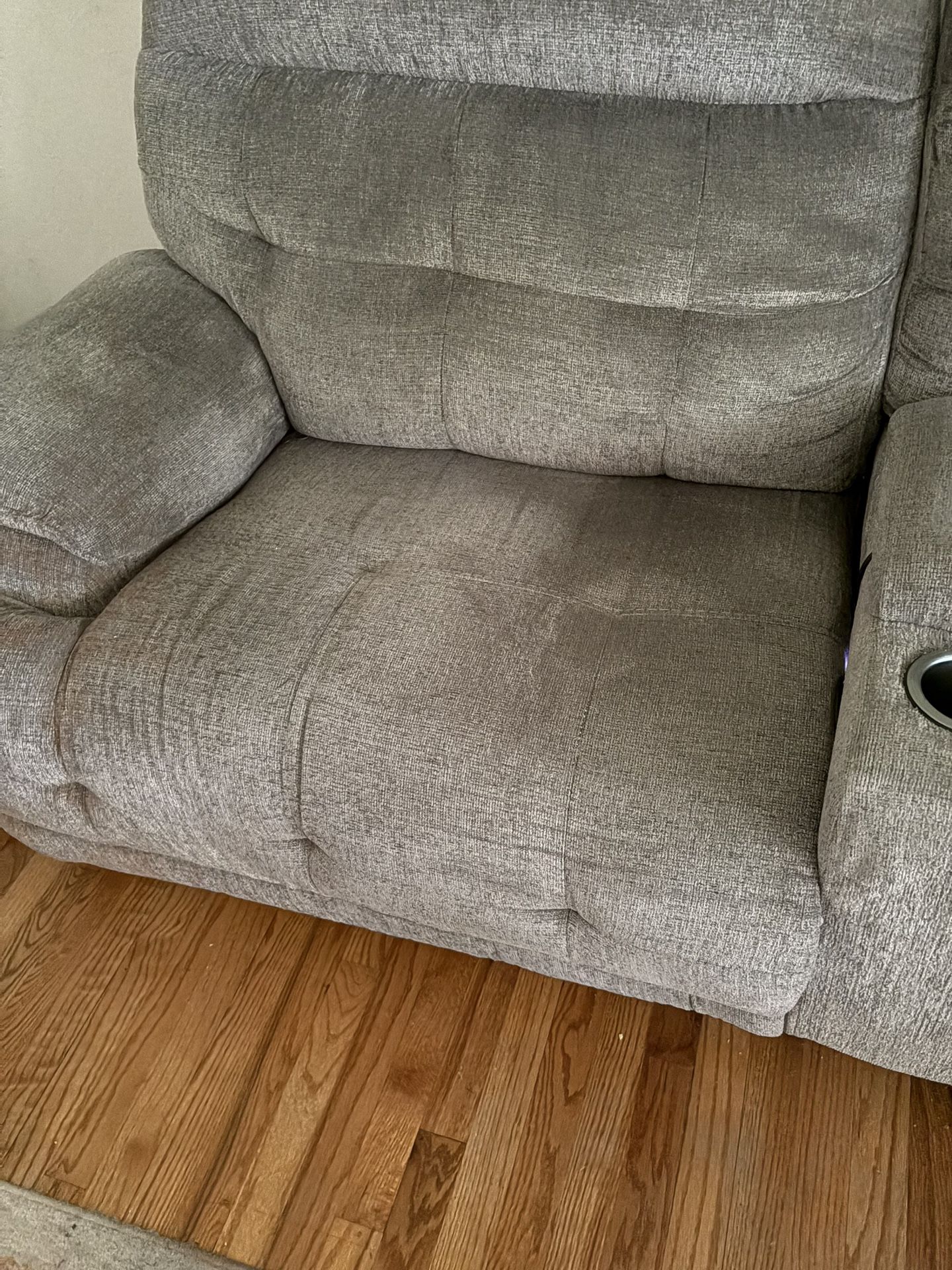 Sofa With Console With Cup Holders And USB Outlets