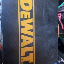Dewalt drill set With Battery