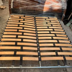 Bed Set MSCatalina Massive Wood In Good Condition