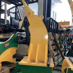 Caterpillar 320 Single Shank Ripper