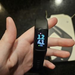 Fitbit Charge 6