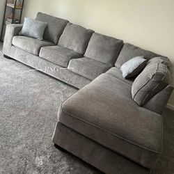 Living Room Furniture Modular L Shaped Modular Gray Sectional Couch W Chaise Extra Discount Code RSG 
🔥🔥 Mention OfferUp for this Special Price!!