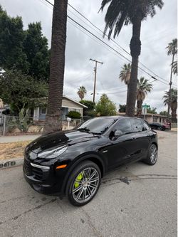 2016 Porsche Cayenne S e hybrid