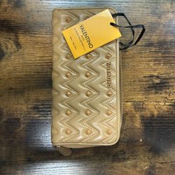 Brand New Valentino Women’s Wallet