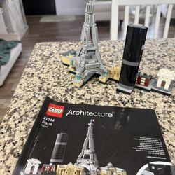 Lego Set. Architecture Paris 21044