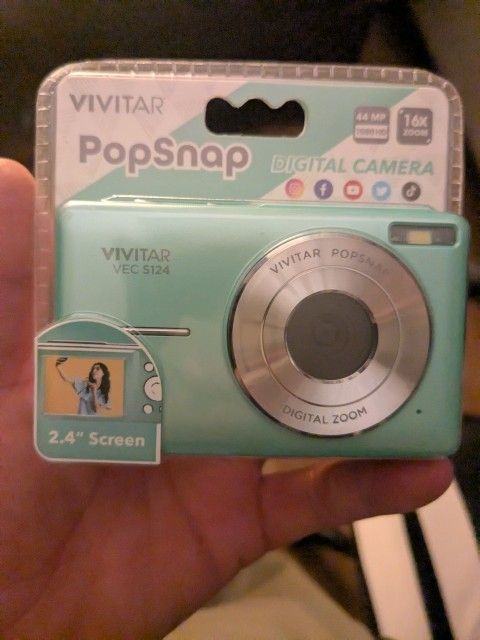 Vivitar Popnap Digital Camera, Green, 16X Zoom, 1080p, Micro SD, Single Pack