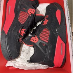 Jordan 4 Red Thunder