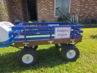 wagon Dodger blue