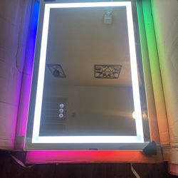 Vanity Make Up / Bathroom Mirror 