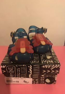 Mini Melissa size 8