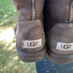 Brown Uggs Boots Women’s Size 7 