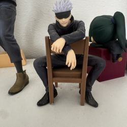 Gojo Figures 