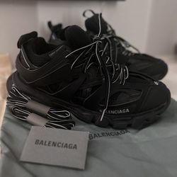 !REPS! 1:1 Balenciagia Track 