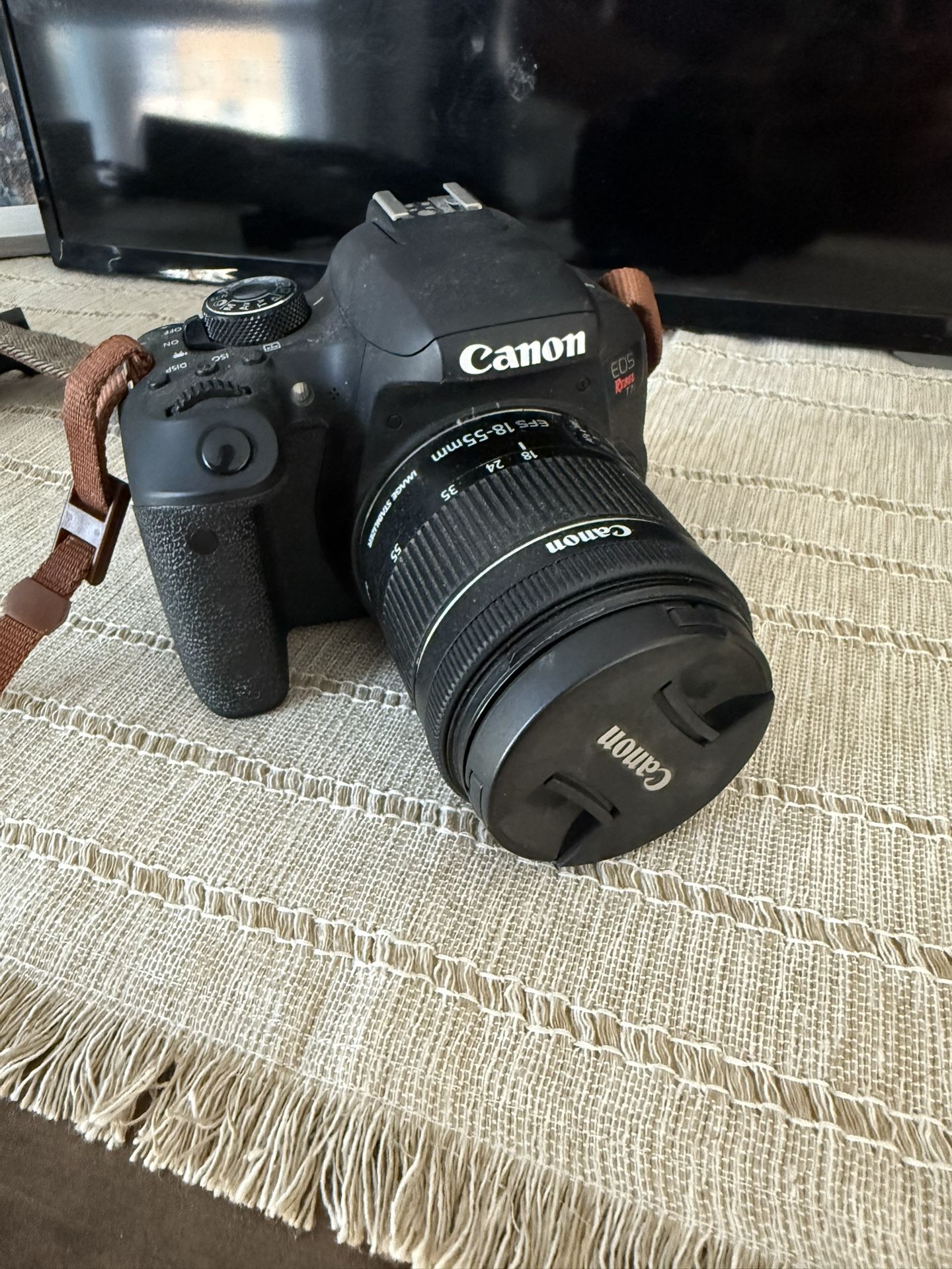 Cannon rebel T7 Camera