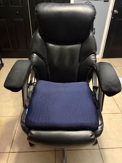 Serta black office chair