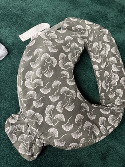 My Breast Friend Pregnancy Nursing Pillow Floral Print