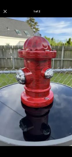 Fire hydrant statue