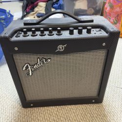 fender mustang pr 824 70 Watt