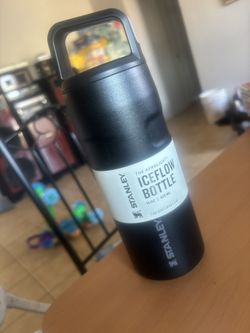 ICEFLOWâ„¢ BOTTLE WITH CAP AND CARRY+ LID | 16 OZ