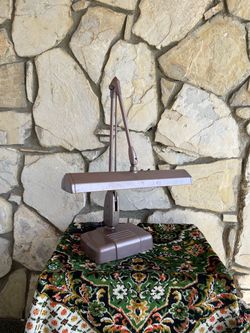 Dazor Floating Fixture Desk Task Light