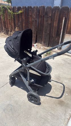 Evenflo pivot suit travel system