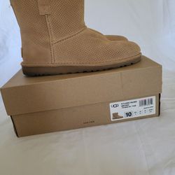 Tan Ugg Classic Unlined Mini Boots ,Size 10
