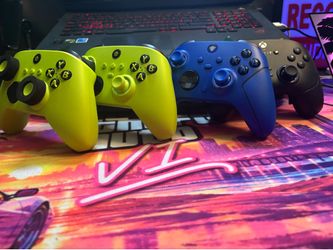 🎮 Xbox & PC Gaming Controllers – Multiple Available