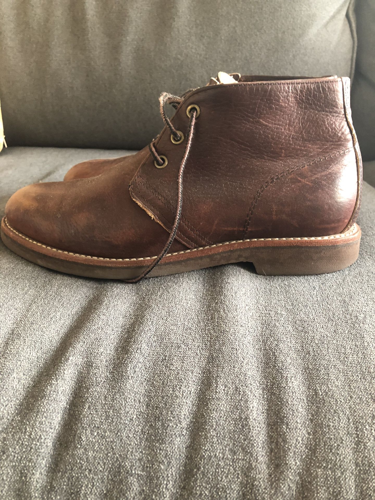 Red Wing Chukka Boots (9215) for Sale in Chicago, IL - OfferUp