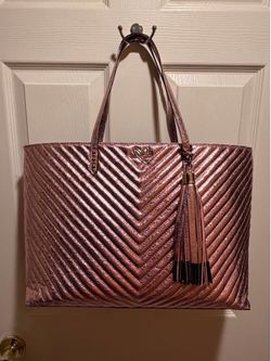 VICTORIAS SECRET NEW