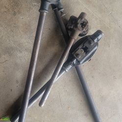 Vintage Pipe Threading Equipment