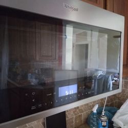 Like new whilpool mw  above range