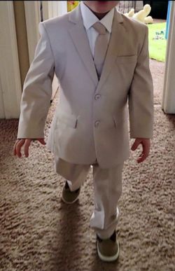 Perry Ellis Kids Light Tan Suit (5-Piece Set) - Size 6