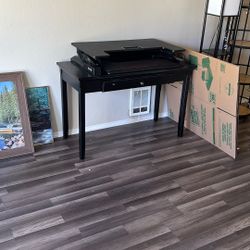 Standing Desk Must Pick Up Today 