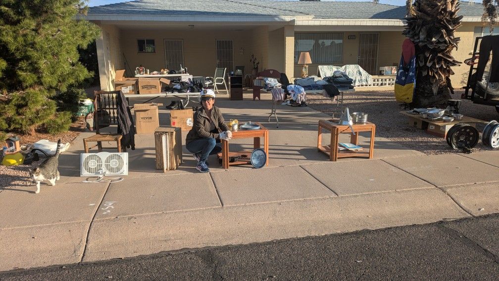 Yard Sale. Sunday 10 /26