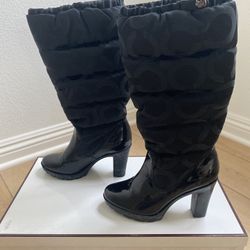 Coach Snow Boots Women’s Size 8 