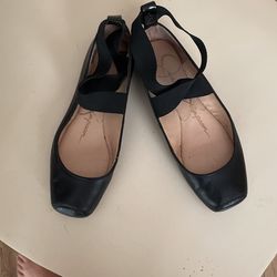 Classic, Timeless Women’s Black Ballet Shoes Size 5 🩰