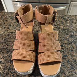 Ana Women Wedges, Size 7