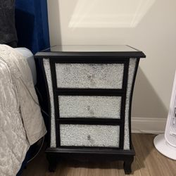 Nightstand end table with/without lamp 