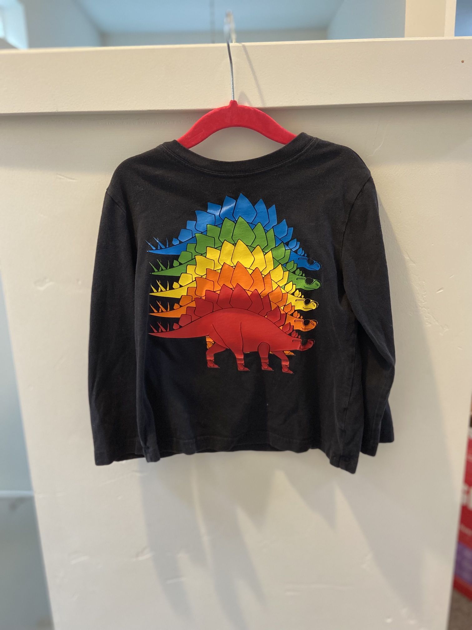 Rainbow stegosaurus Shirt