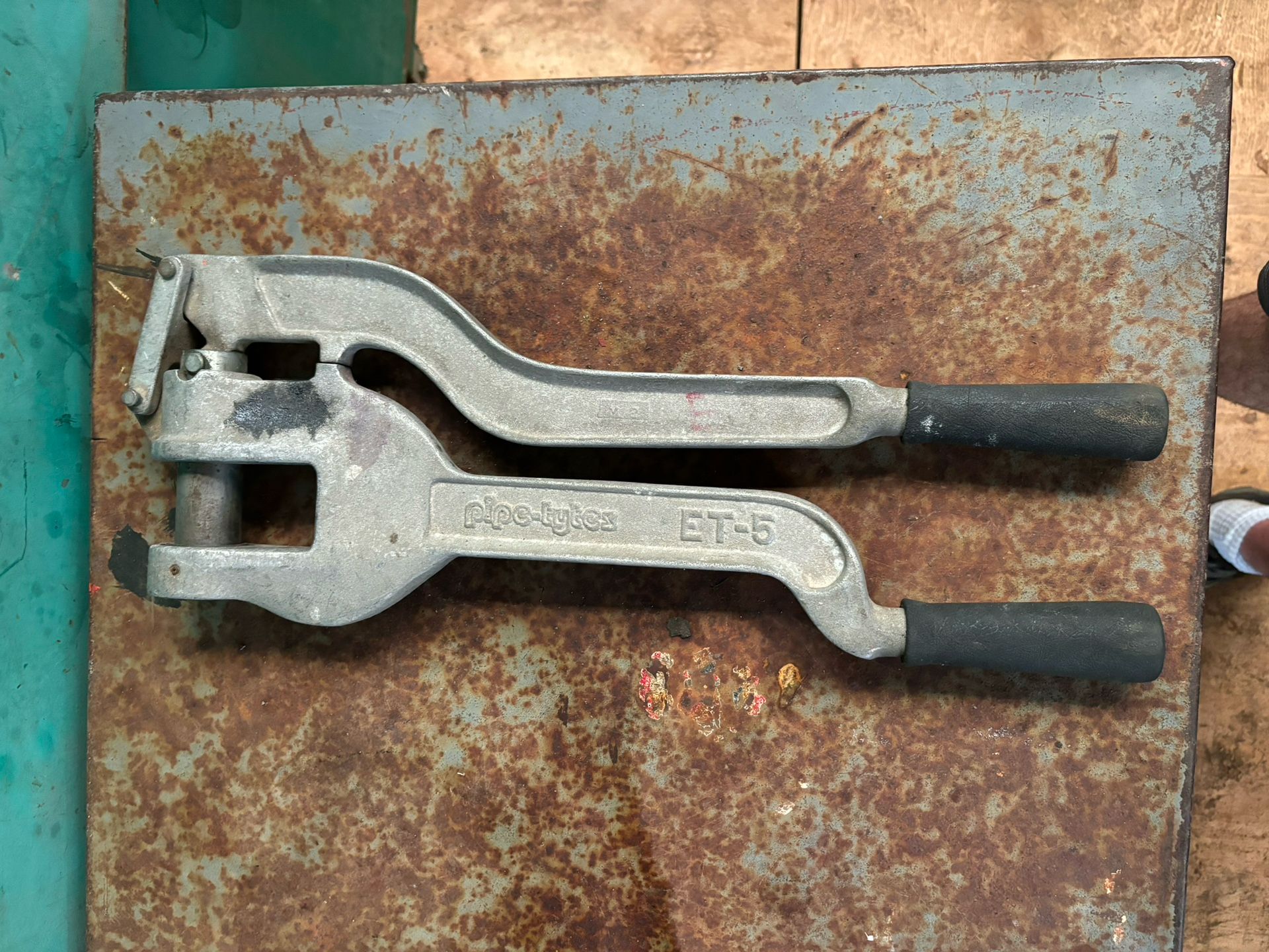 Pipe-Tytes ET-5 Stud Punch