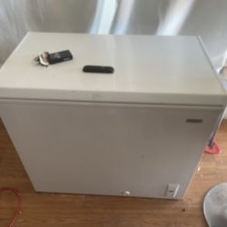 Idylis Freezer