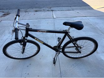Trek Mountain Bike