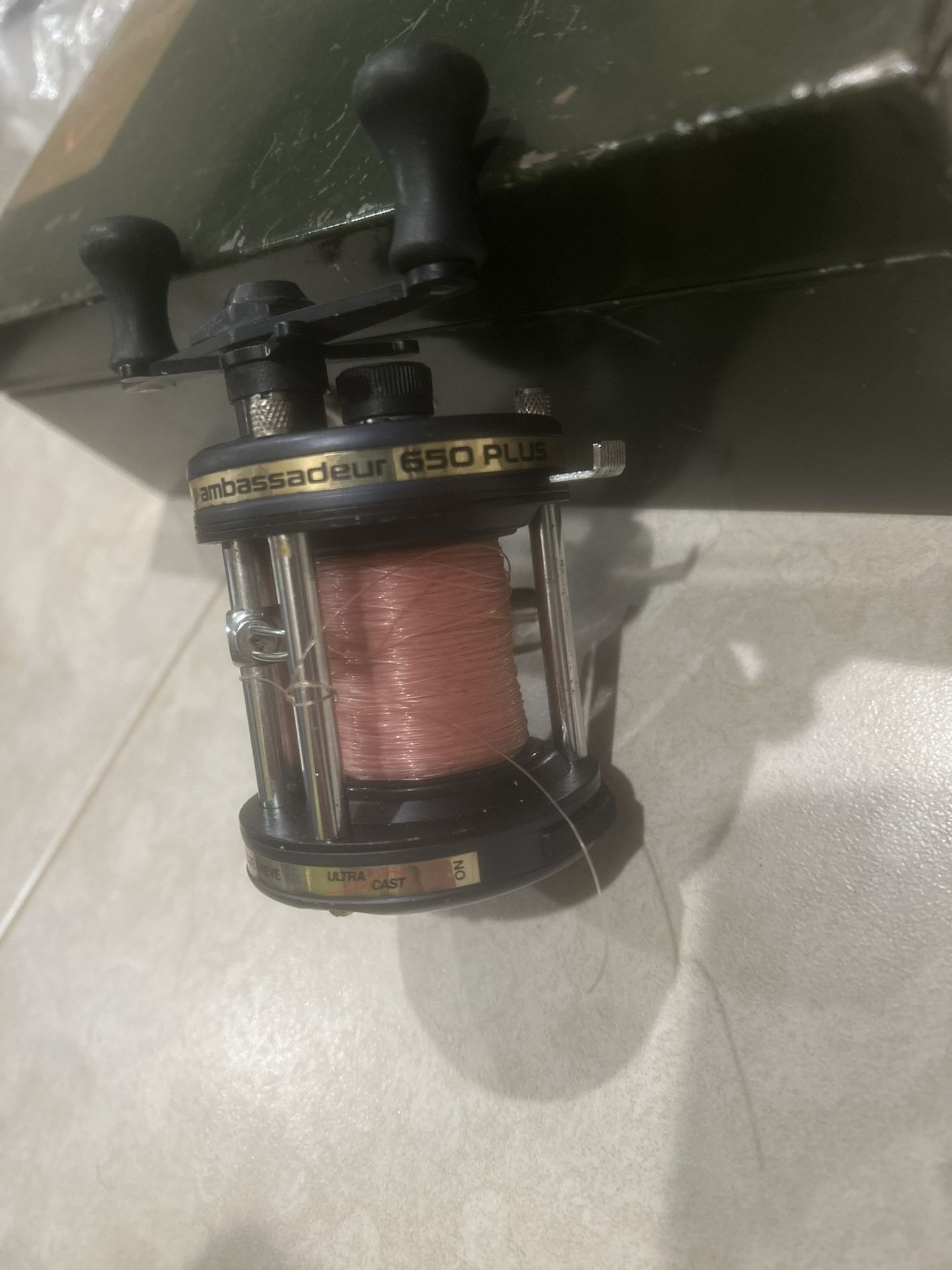 RARE!!..Abu Garcia Reel