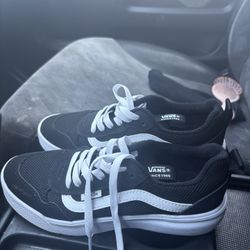 vans youth size 4