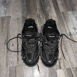 Balenciagia Tracks Size (12)