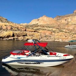 2000 Seadoo Challenger 8 Passenger Ski Wakeboard Boat WakeTower