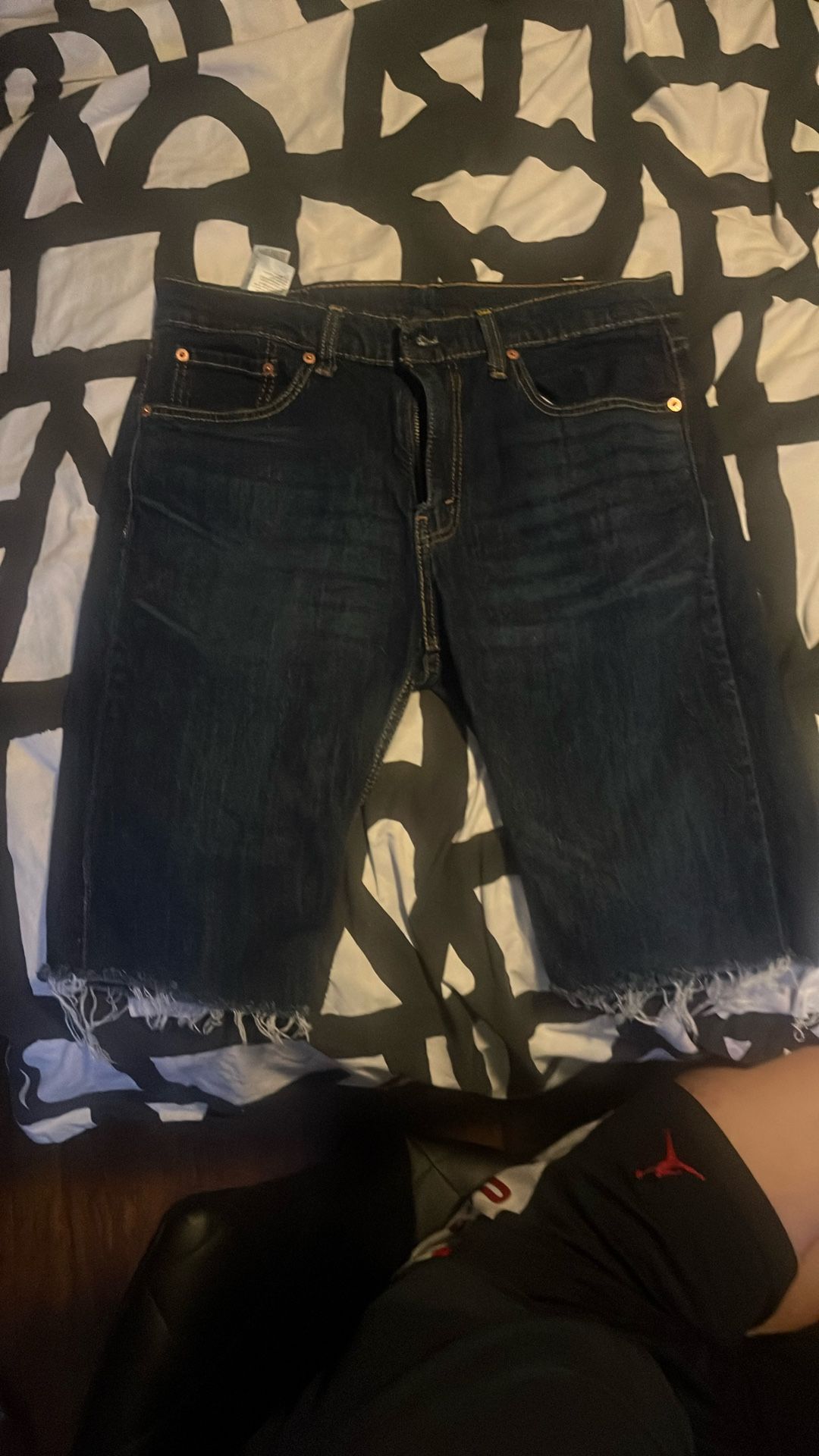 Men’s Levi Jorts