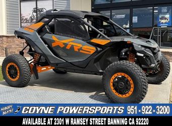 2027 Can-Am Maverick R X Rs With Smart-Shox Dolomite Grey & Orange Crush