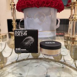 MAKE UP FOR EVER  HD Skin Shine-Controlling & Blurring Setting Powder
