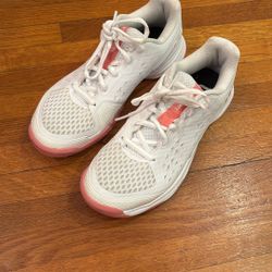 Wilson Women’s 7 / Girl’s 5.5 Tennis/Pickleball Shoes
